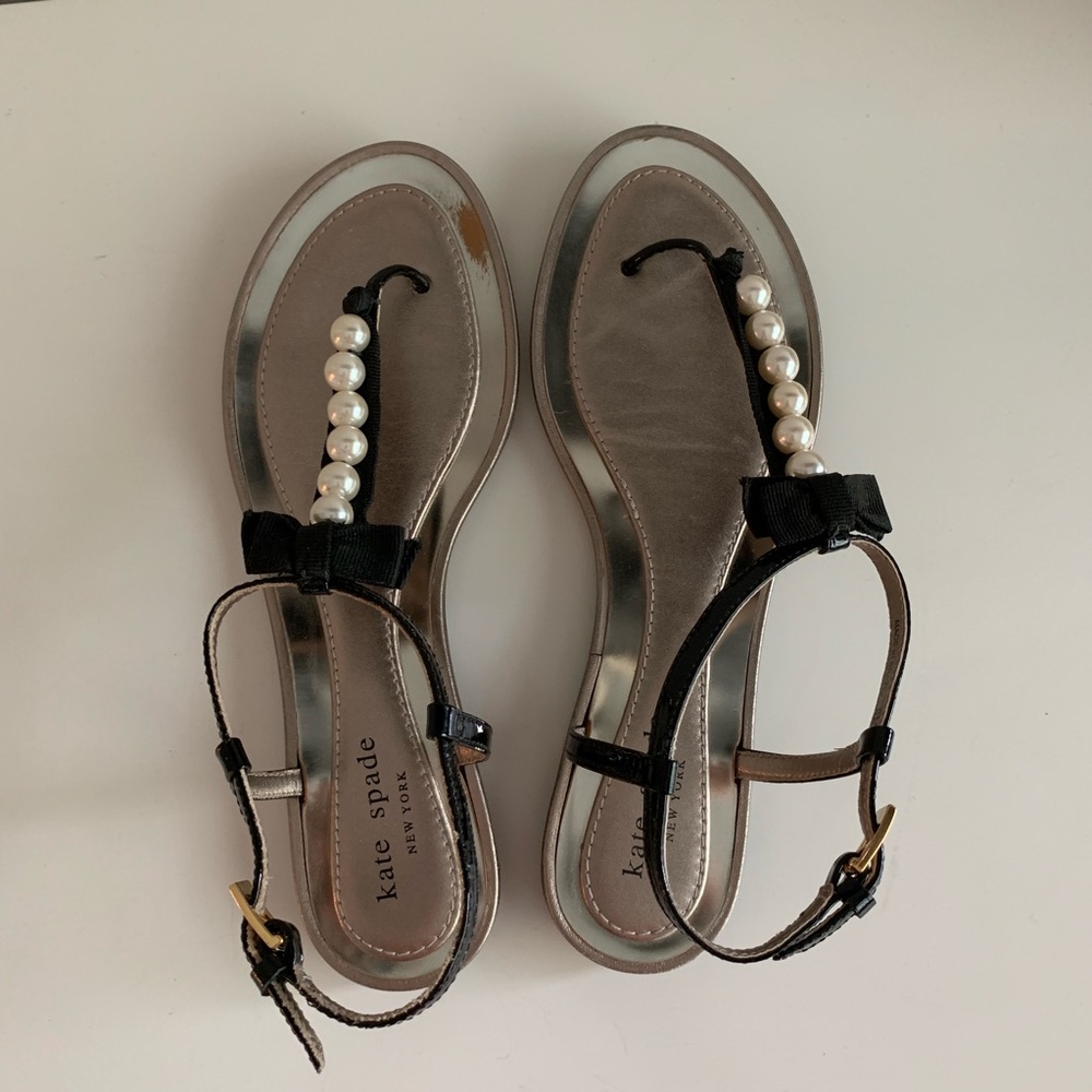 Kate Spade Ivana Pearl and Bow Thong Sandal